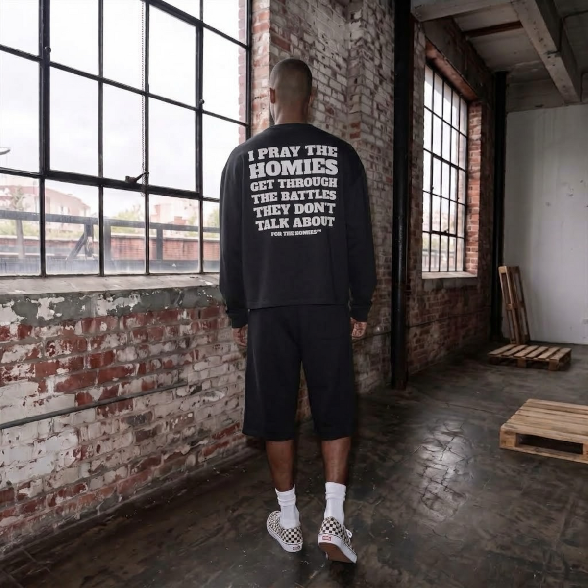 Long sleeve staple tee