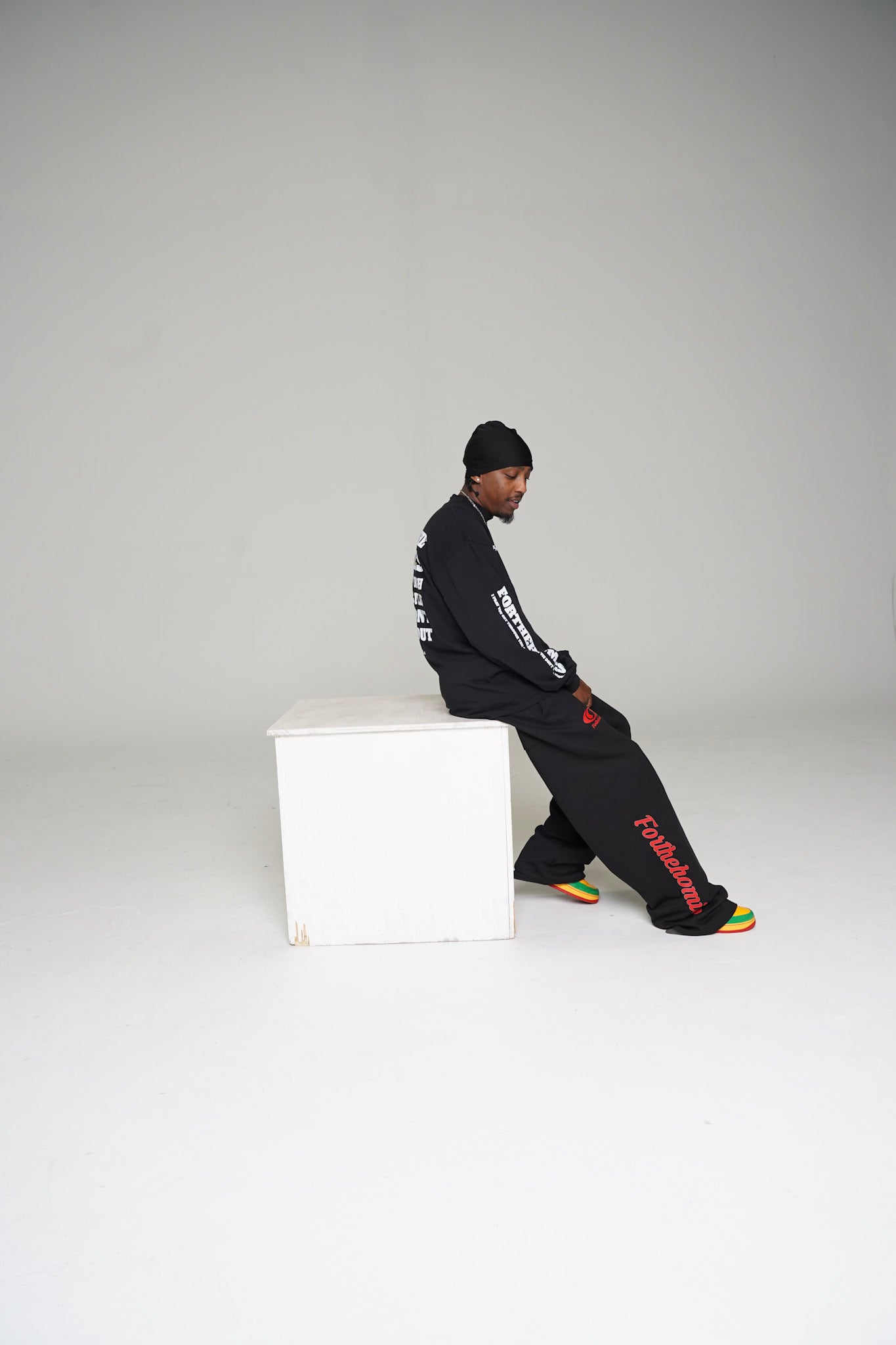 Signature Wide Leg Sweatpants